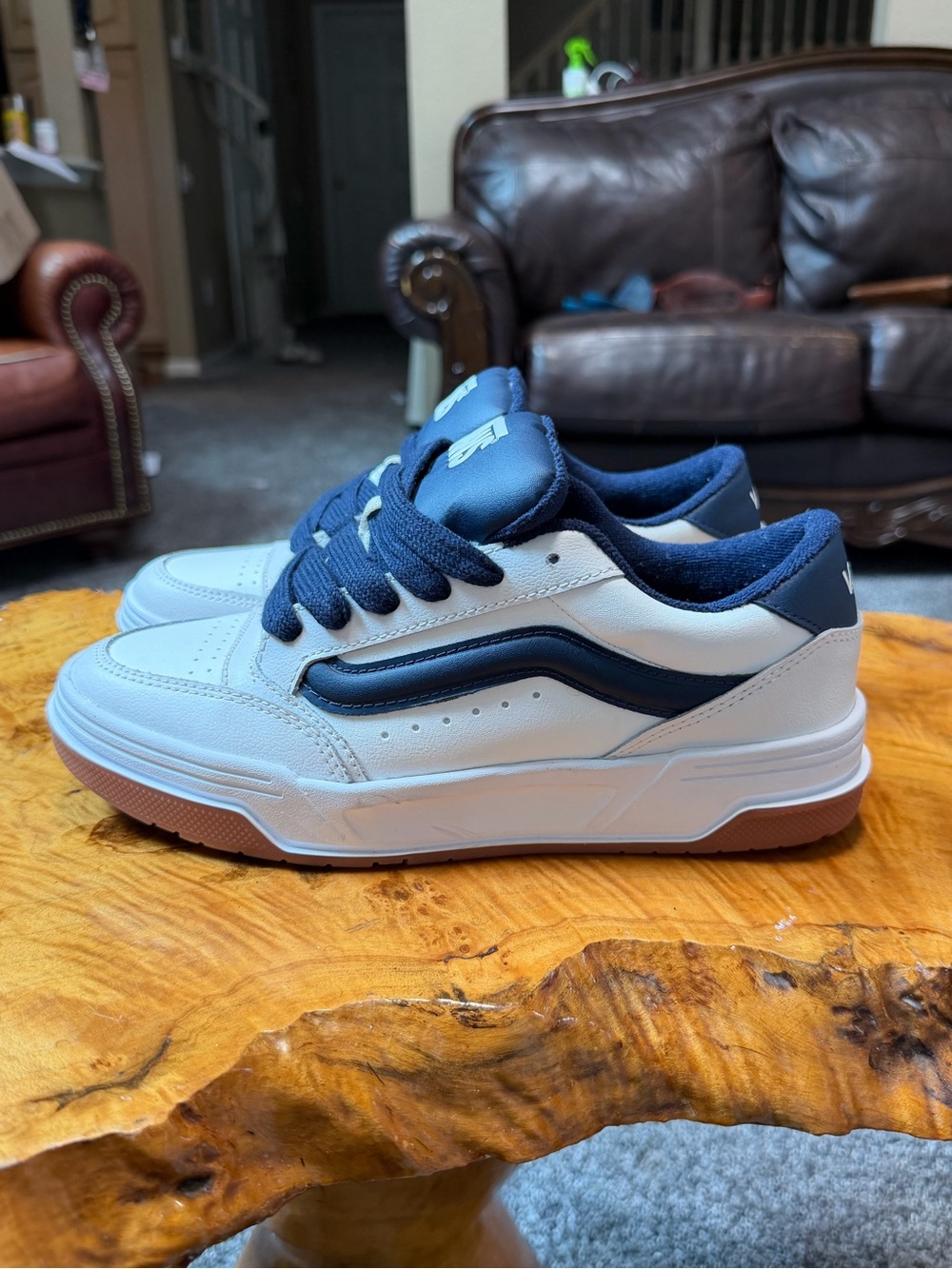 Vans Hylane Varsity White Blue Men 7 Women 8.5 NWOT
